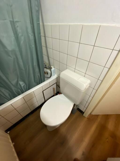 Cozy Studio Near Center Apartment Brussel Bagian luar foto